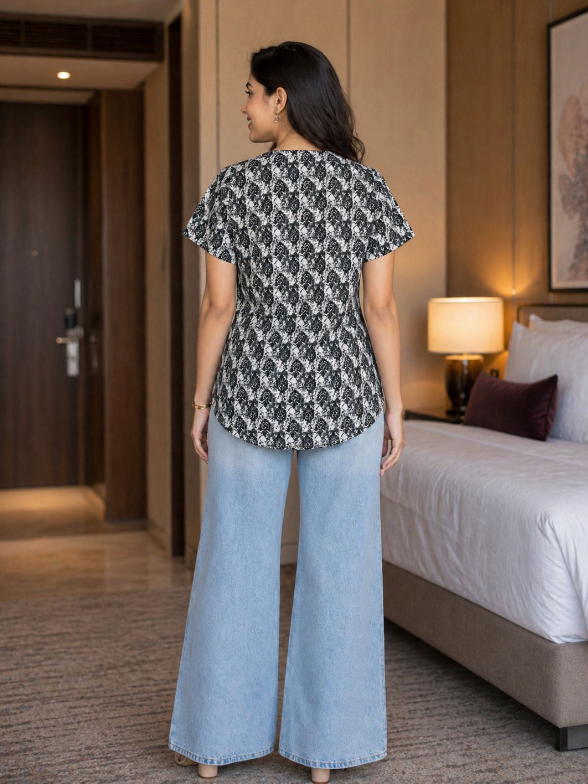 Jaipuri Black & White Printed Cotton Top-04