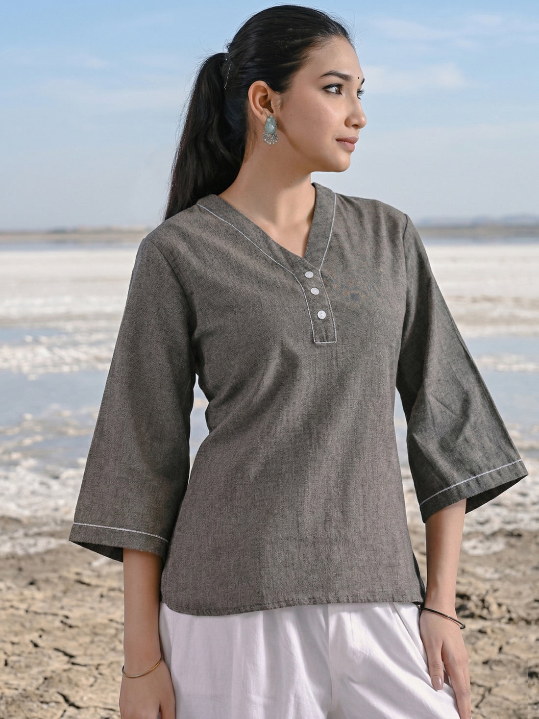 Biscuit Handloom Anchor Thread Top