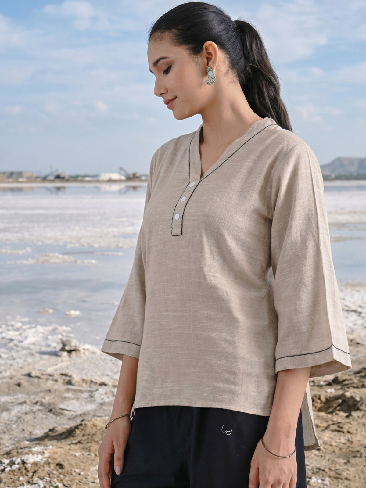 Chiku Handloom Anchor Thread Top