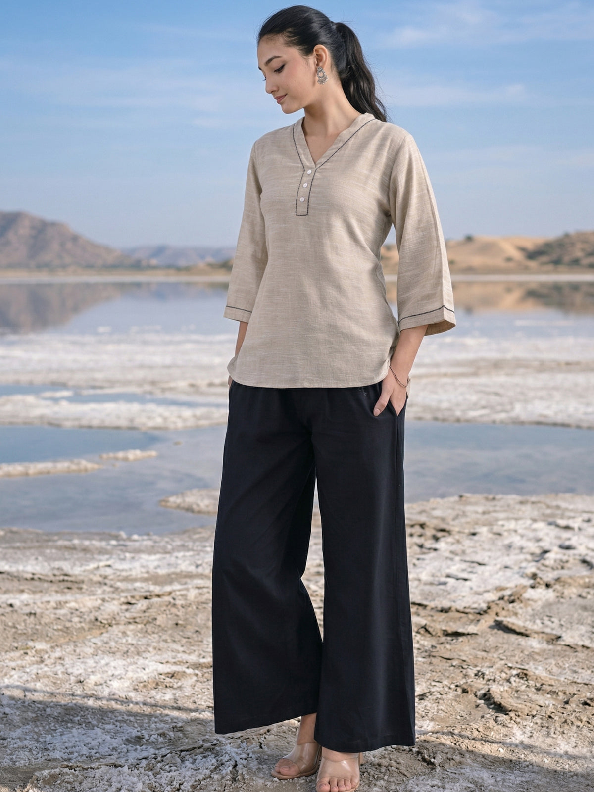 Chiku Handloom Anchor Thread Top