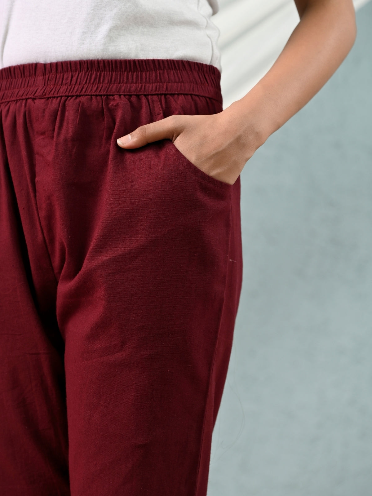 Maroon Regular Fit Elastic Cotton Trouser